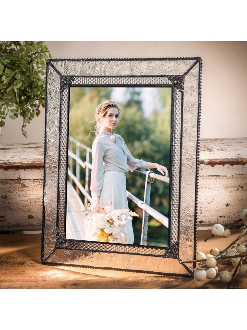 Vintage Glass Picture Frame 5x7 - Antique Finish, Elegant Home Decor Accent